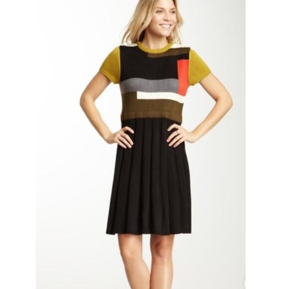 Vince Camuto Pleated Colorblock Fit & Flare Knit Sweater Dress Women Sz XS Multi - Picture 1 of 6